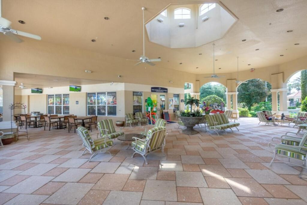 Luxurious Condo - Just 2 Miles From Disney #404 Орландо Екстер'єр фото